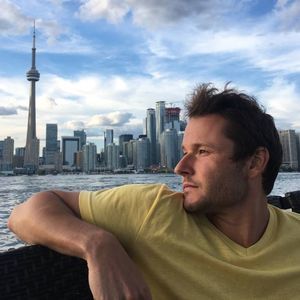 Meet your Posher, Lucas